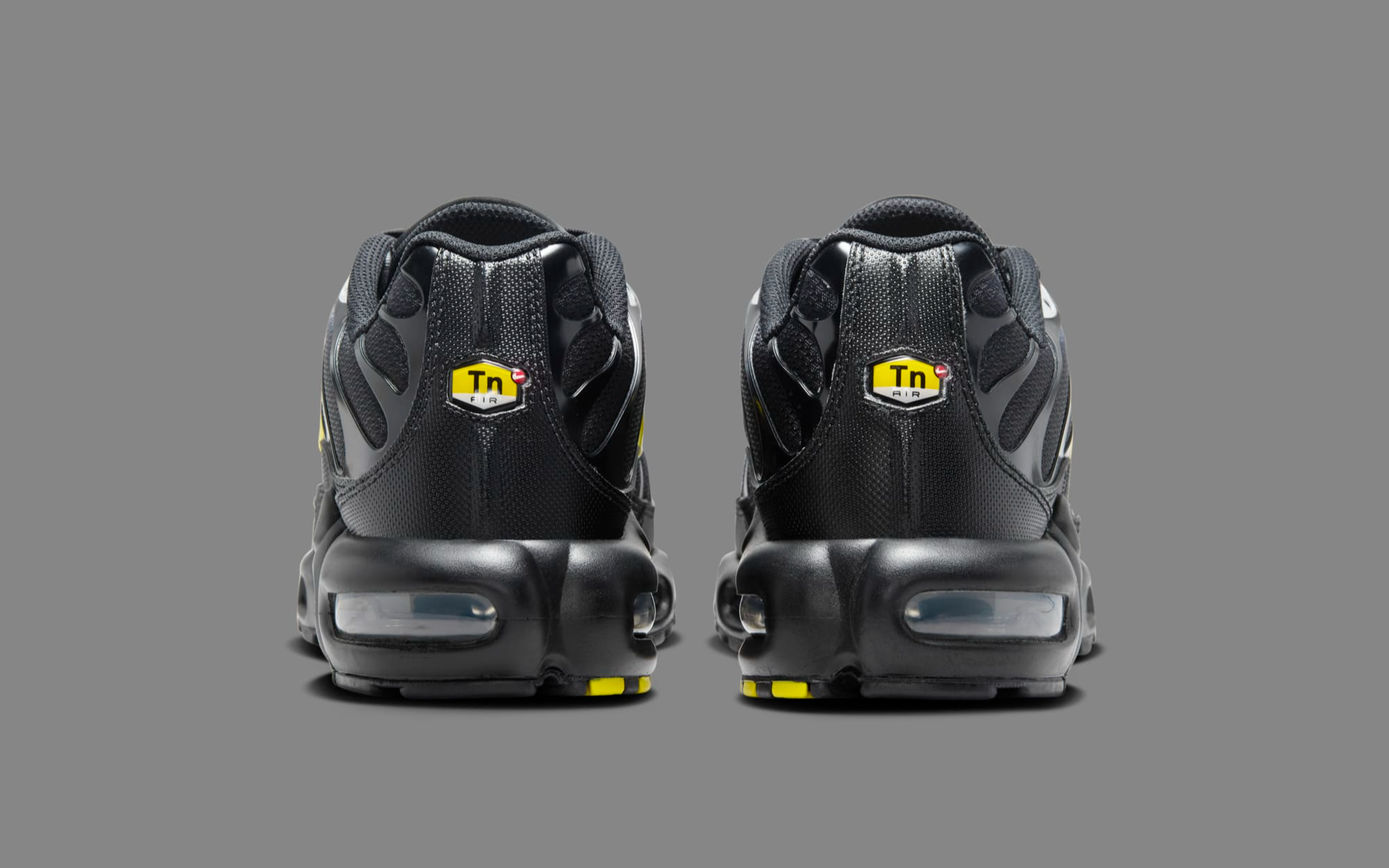 ★Nike★ Air Max Plus M Black Wolf Grey Opti Yellow DM003201 Nike Air Max Plus Wolf Grey Opti Yellow DM0032-012